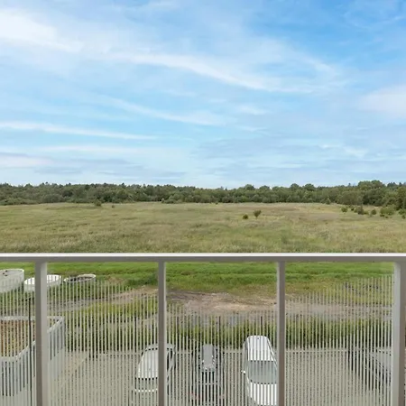 Polanki Aqua With Parking By Renters Prestige Kolberg