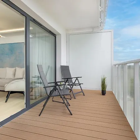 Polanki Aqua With Parking By Renters Prestige